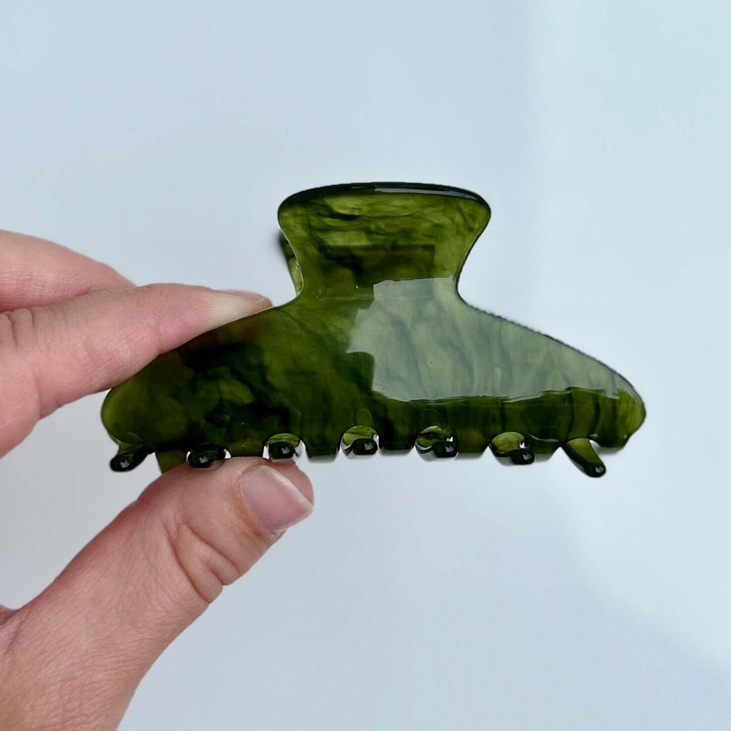 Jade Hair Claw Clip Round