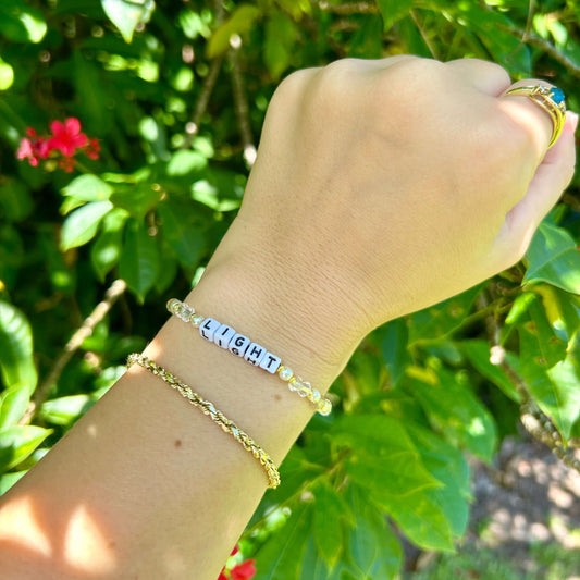 Light beaded bracelet