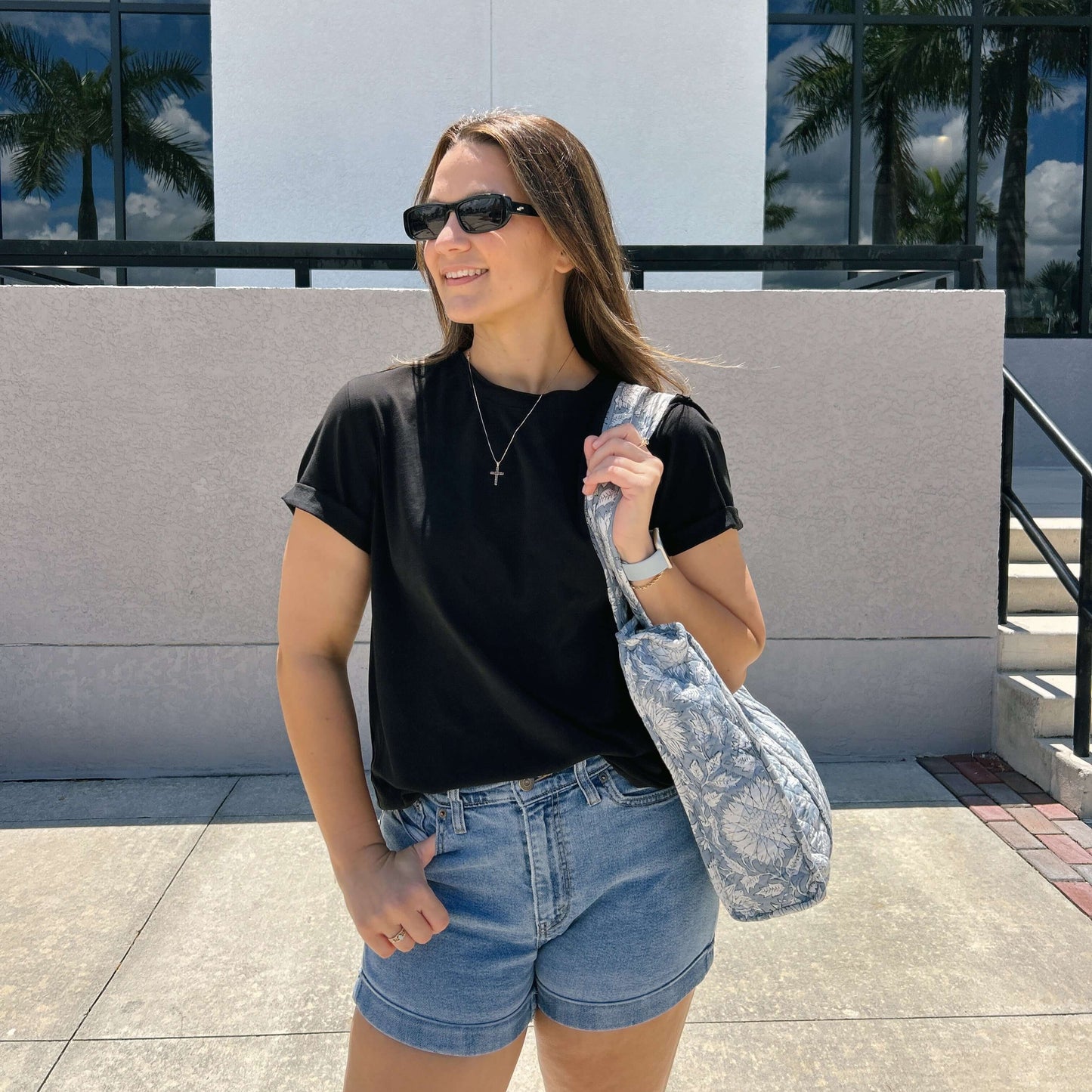 Black tee shirt