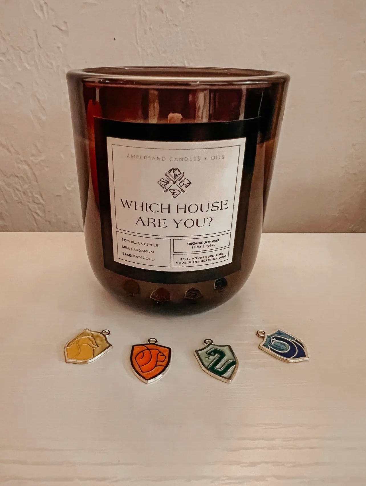 Which House Are You? Reveal Candle