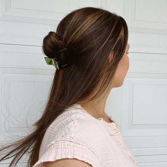 Jade Hair Claw Clip